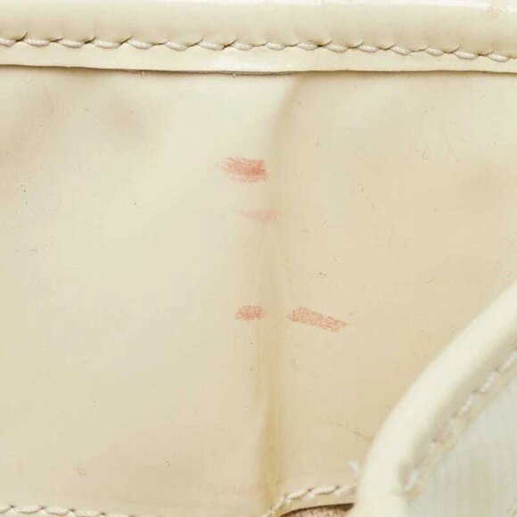 Burberry White Check Embossed Patent Leather Canterbury Tote Bag - Picture 7 of 12